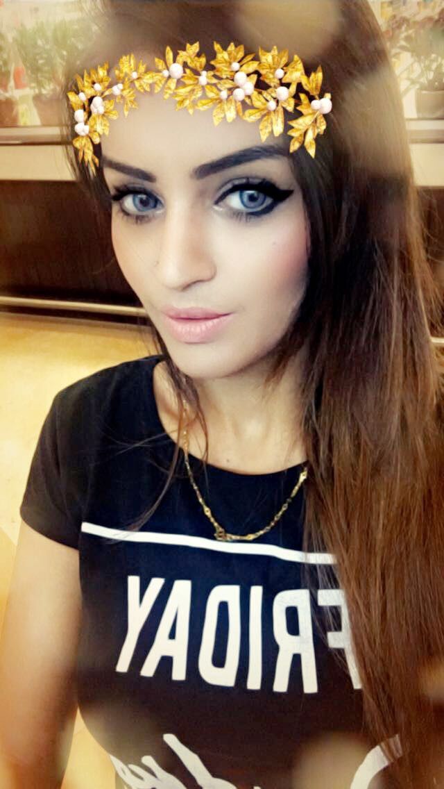 Life of a Karachi Escort Girl